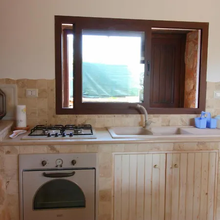 Trullo Macchie Apartment