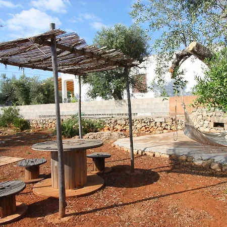 Trullo Macchie Apartment